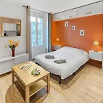 Lumineux Et Moderne Apartment