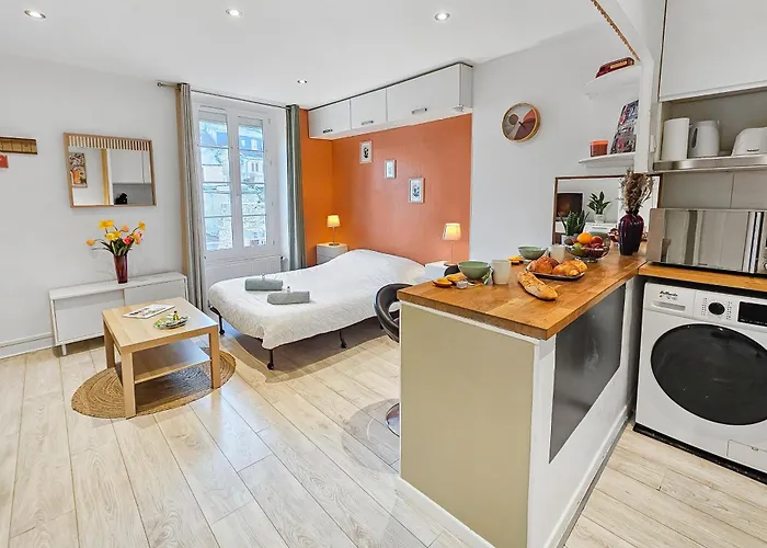 Apartment Lumineux Et Moderne *